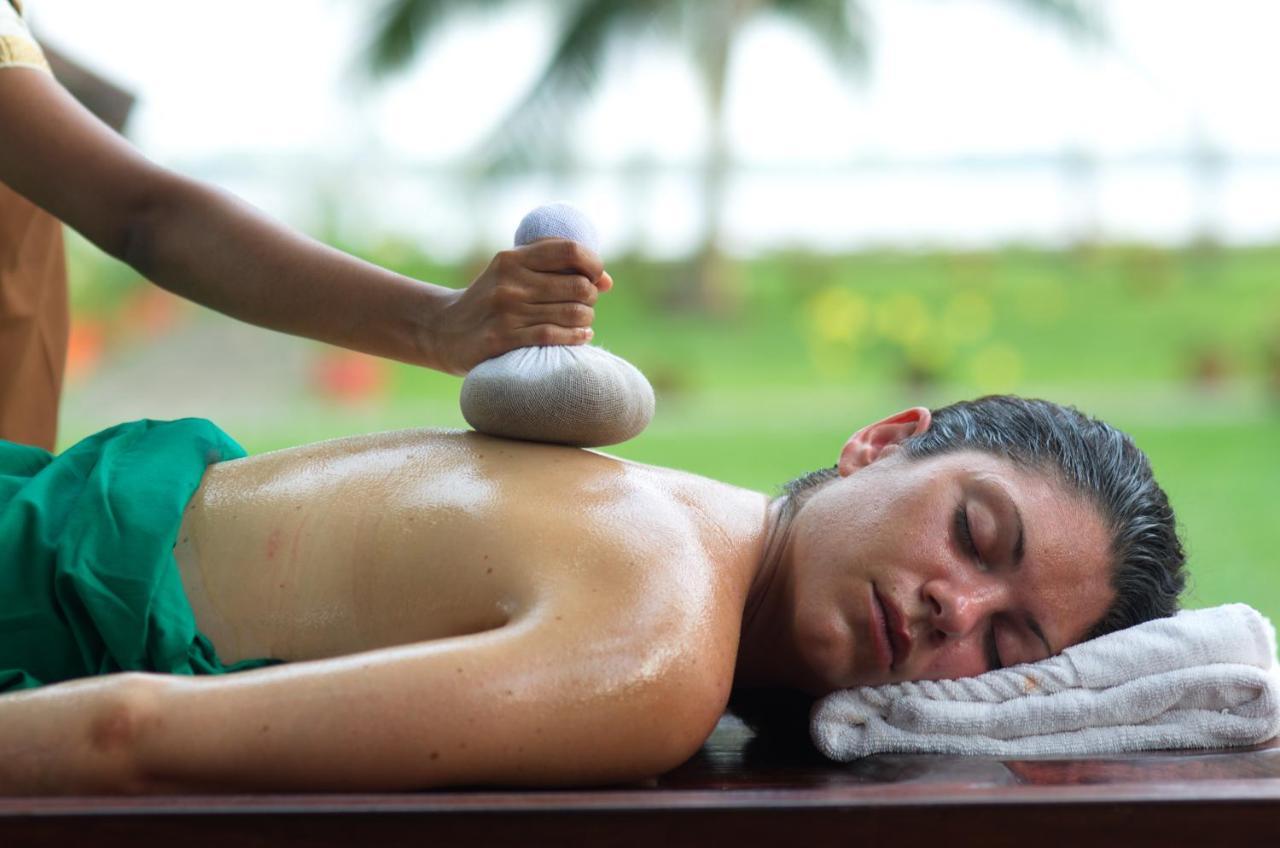 Soma Manaltheeram Ayurveda Beachvillage Kovalam Extérieur photo