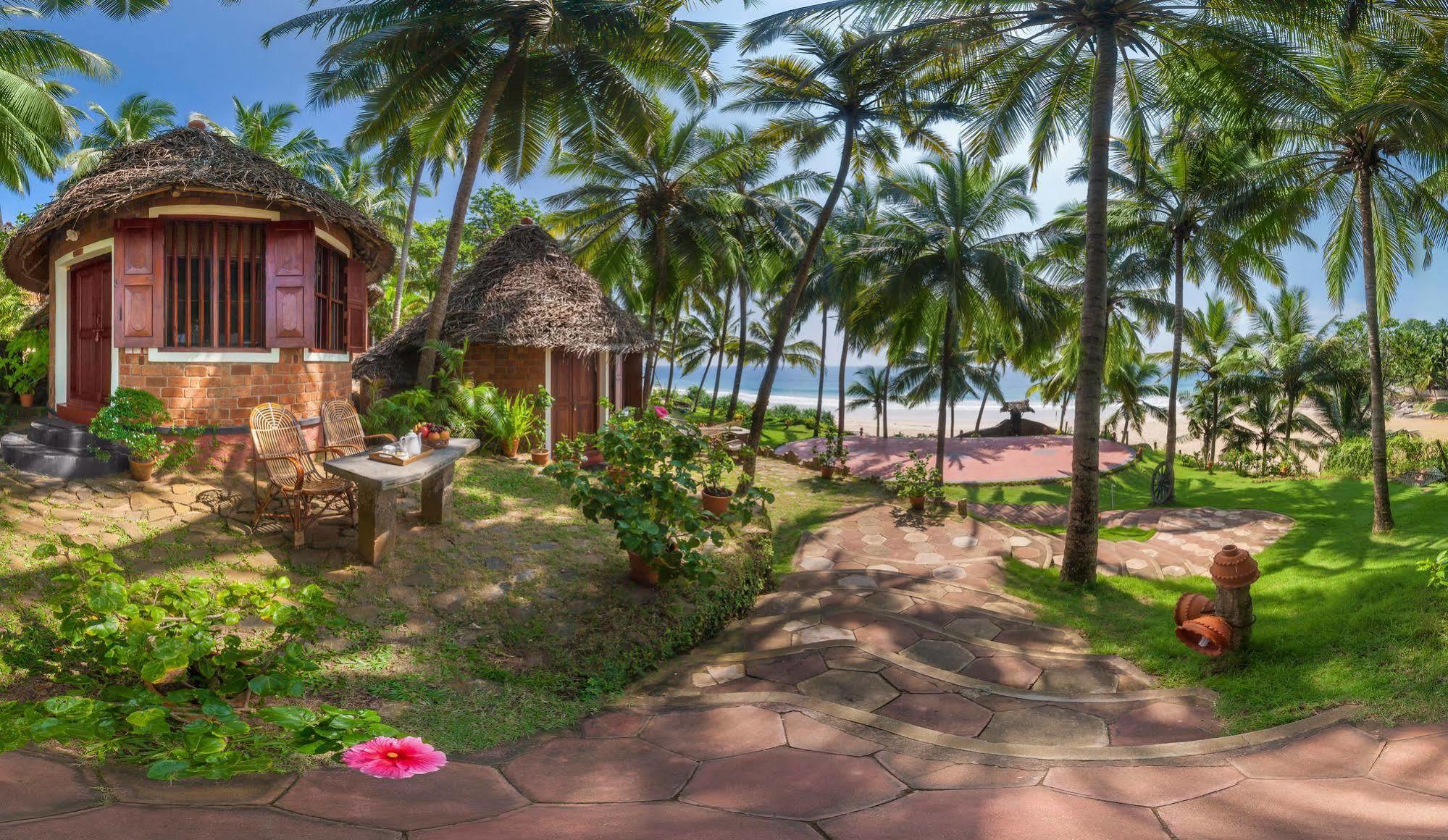 Soma Manaltheeram Ayurveda Beachvillage Kovalam Extérieur photo