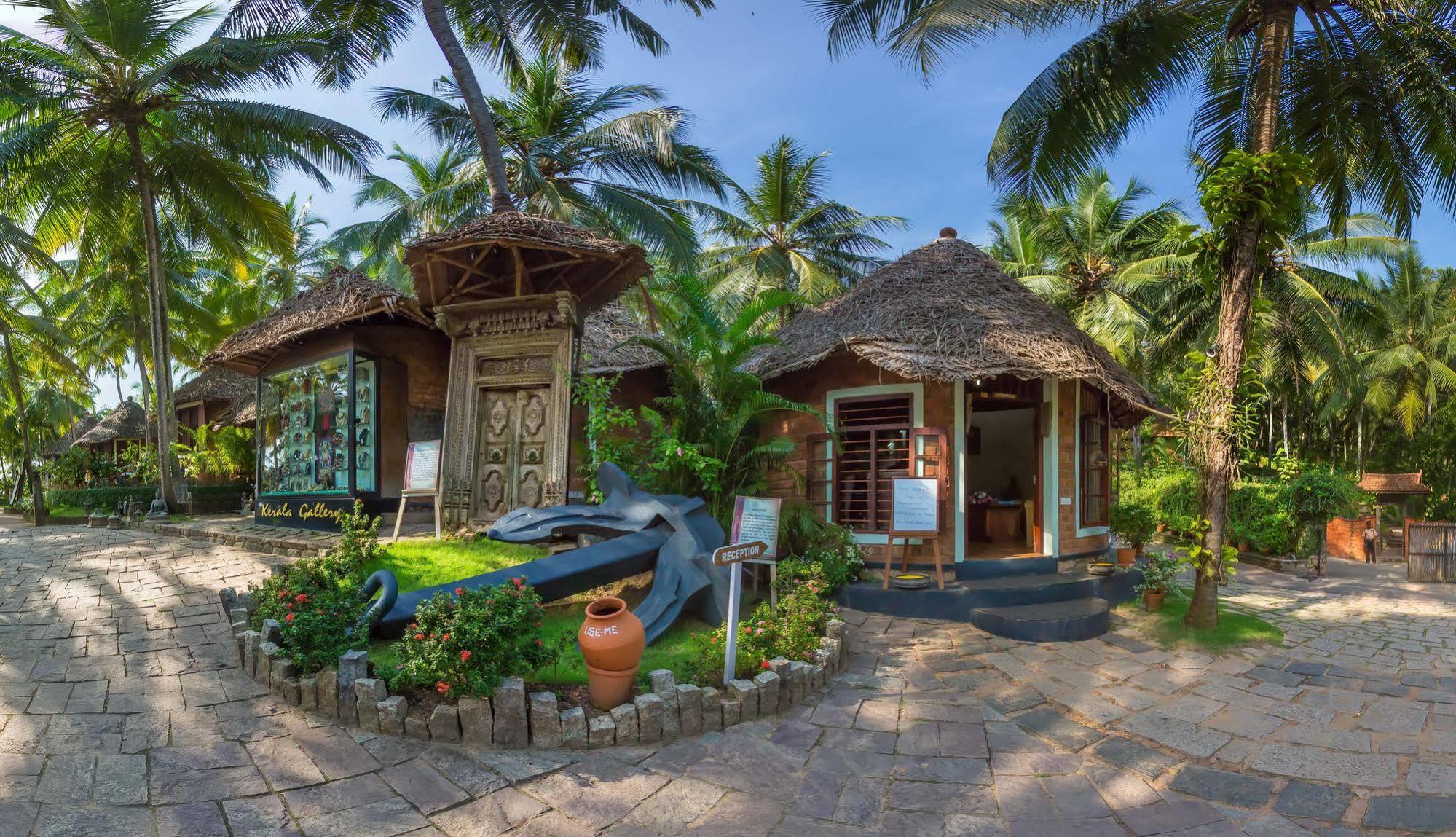 Soma Manaltheeram Ayurveda Beachvillage Kovalam Extérieur photo