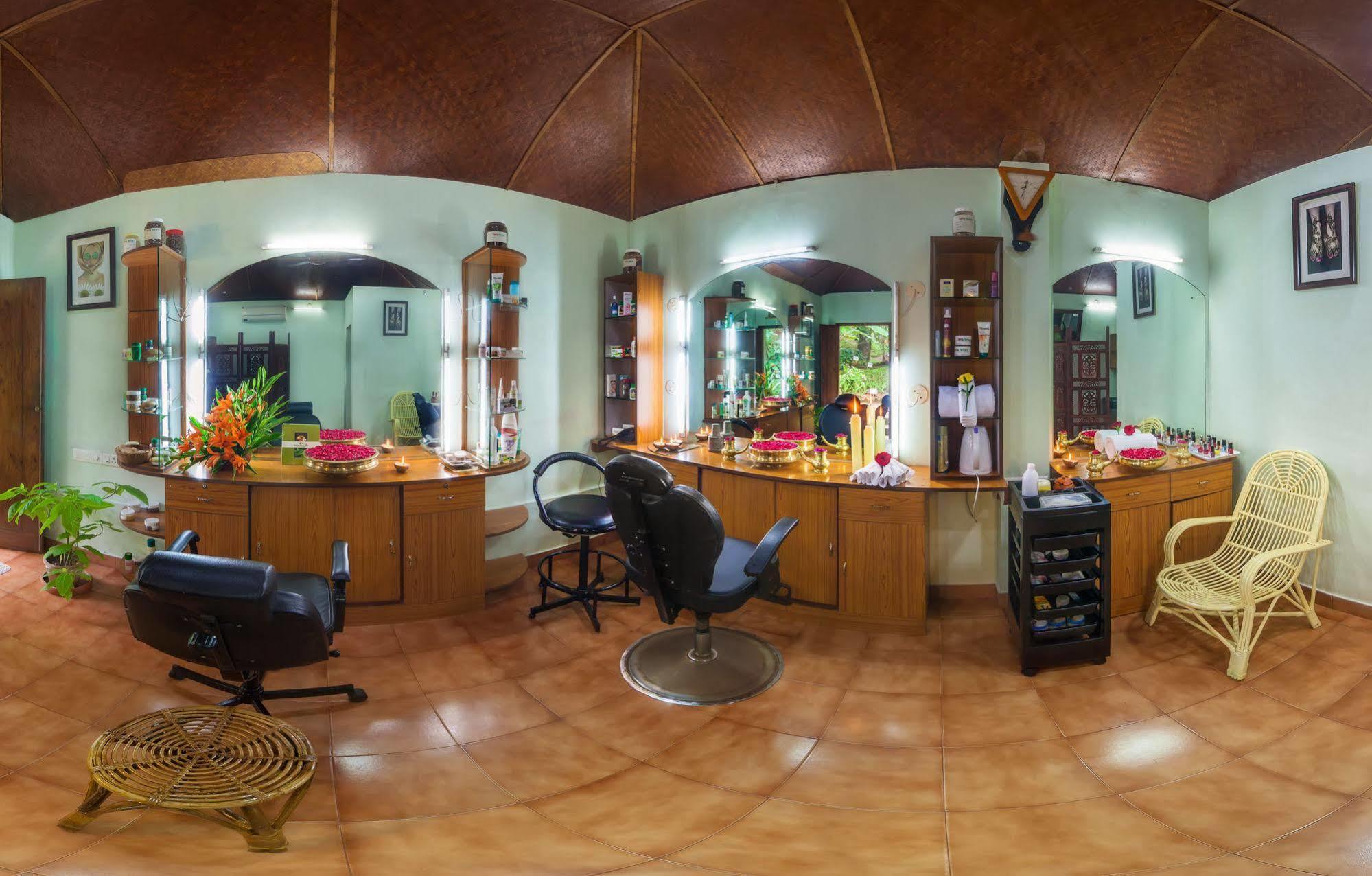 Soma Manaltheeram Ayurveda Beachvillage Kovalam Extérieur photo