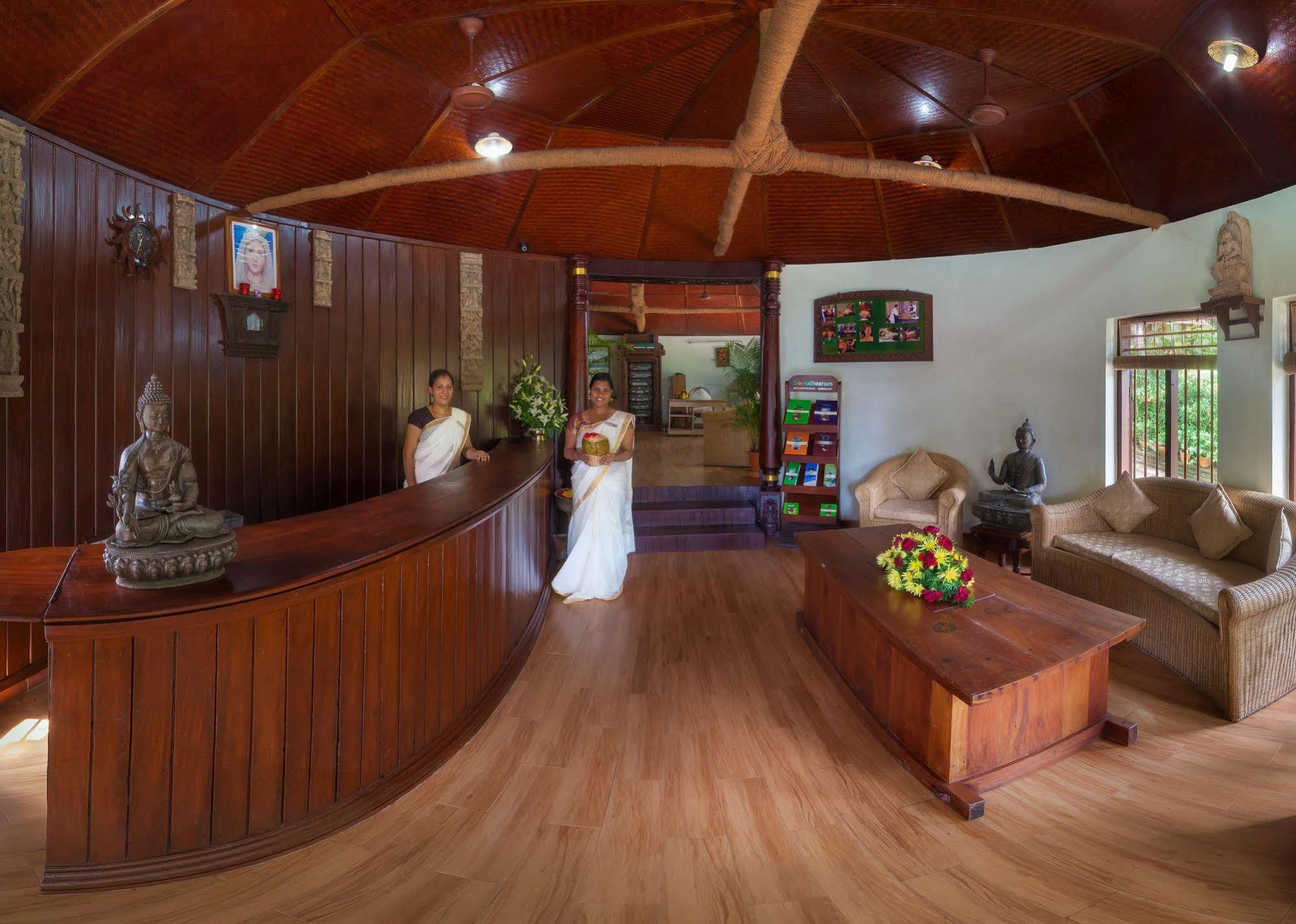 Soma Manaltheeram Ayurveda Beachvillage Kovalam Extérieur photo