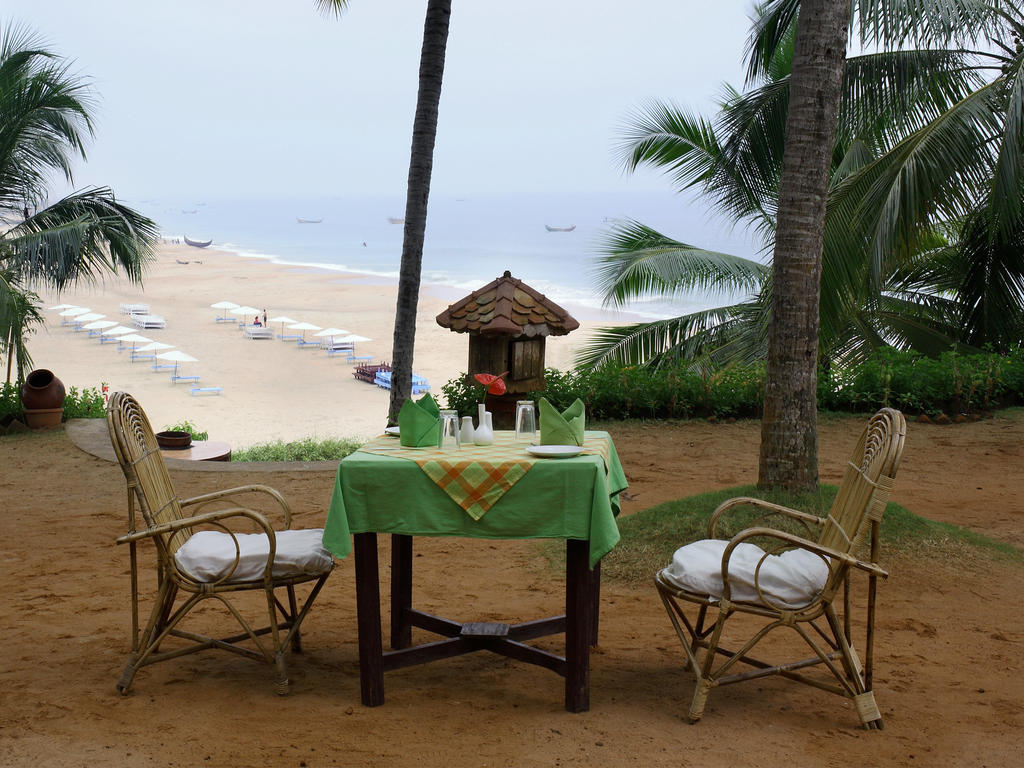 Soma Manaltheeram Ayurveda Beachvillage Kovalam Extérieur photo